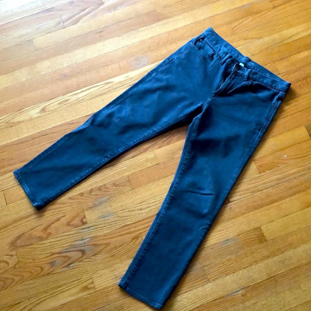 Banana republic.The traveler jeans.W32L28.Good cond. grey. Very comfortable.